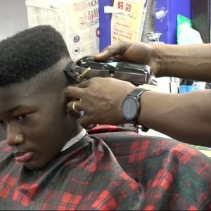 City barbershops offers COVID-19 vaccine along with haircuts to residents