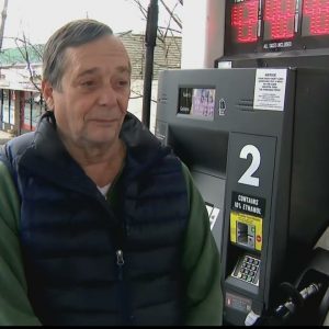 Pump Patrol: Gas prices surpass $4.40 in Connecticut