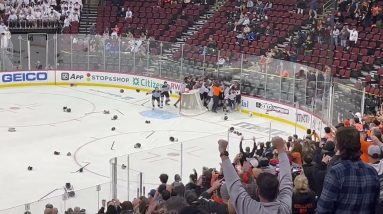 Middletown North wins the 2023 Public B hockey title